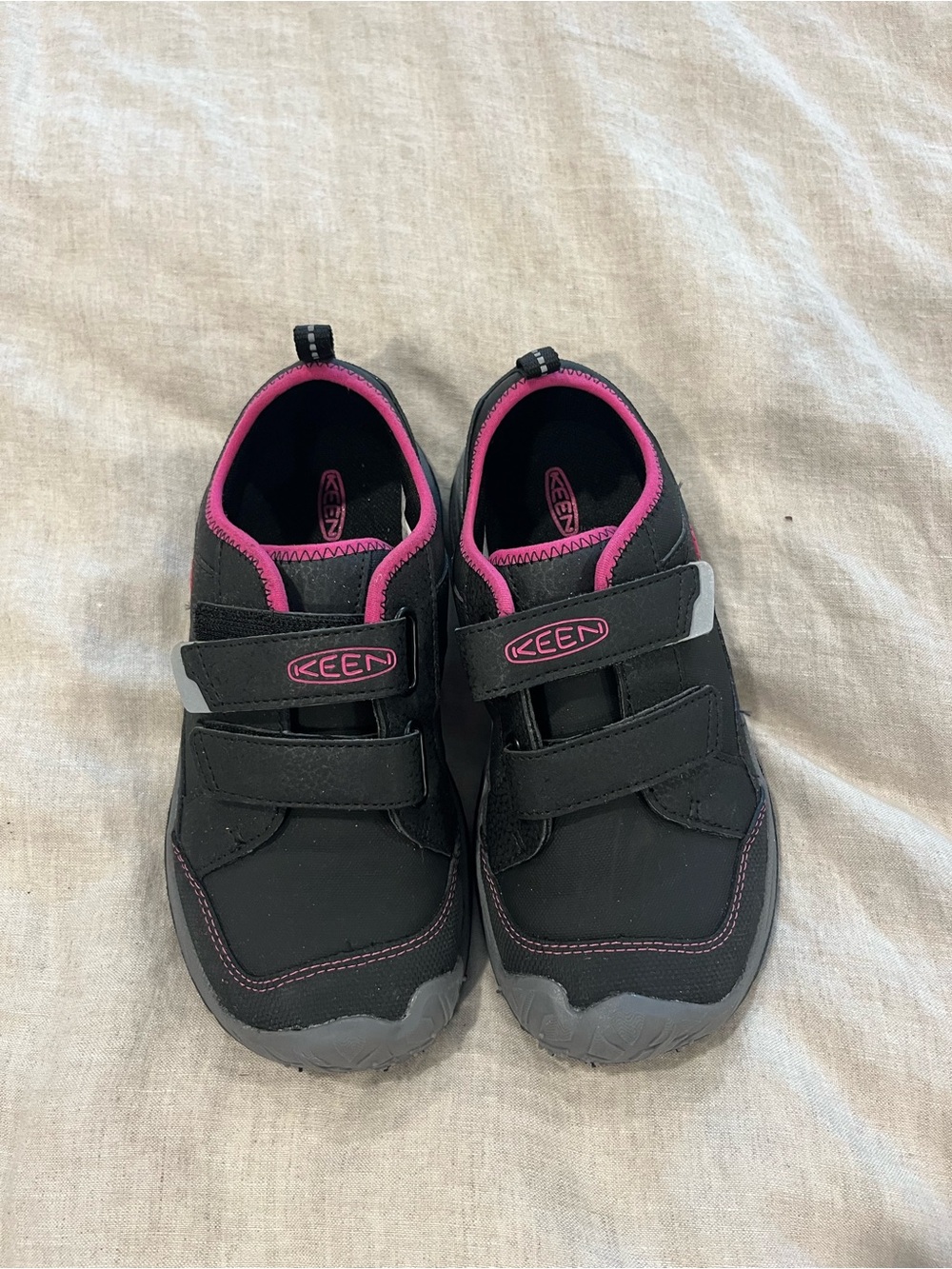 KEEN Kids Black and Pink Velcro Casual Sneakers